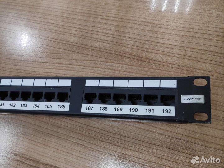 Патч панель 24