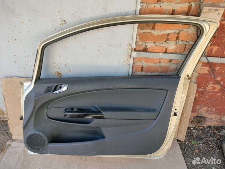 Дверь передняя правая opel corsa d купе