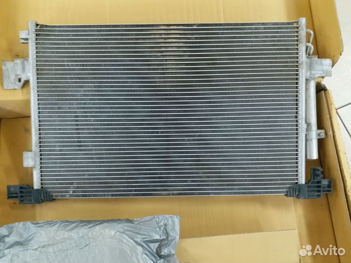 Радиатор кондиционера Митсубиси