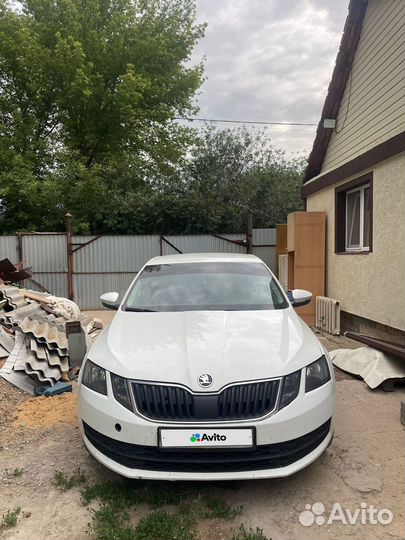 Skoda Octavia 1.6 AT, 2018, 150 000 км