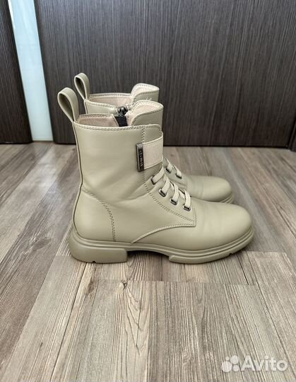 Ботинки демисезонные женские 37