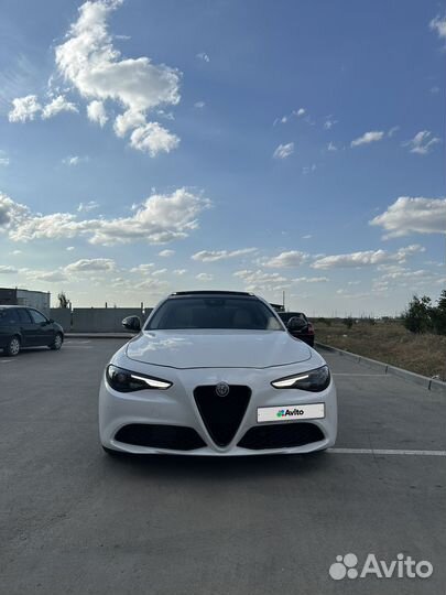 Alfa Romeo Giulia 2.0 AT, 2017, 97 000 км