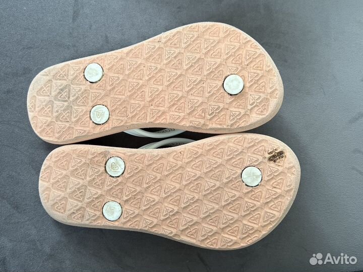 Шлепанцы для девочки Roxy 18,5 см