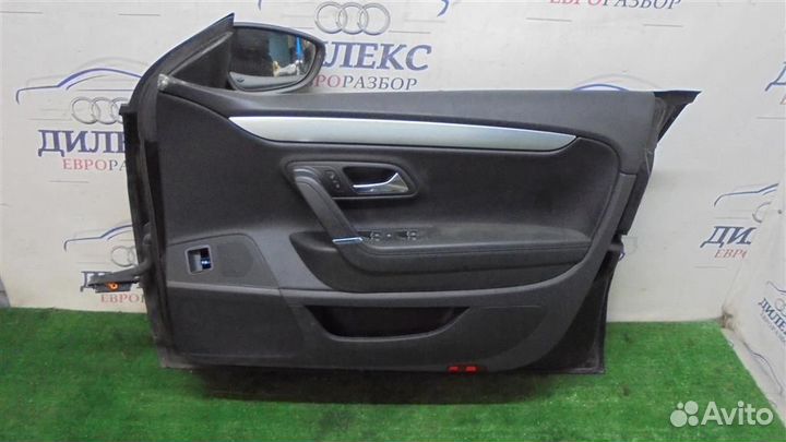 Накладка декоративная VW Passat CC 2008-2017