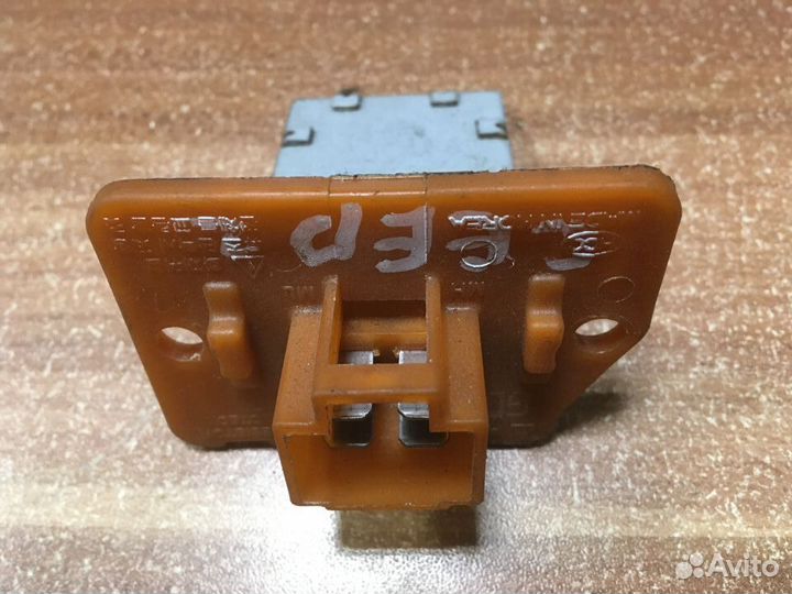 Резистор отопителя Kia Ceed 2