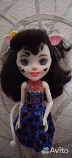 Игровой набор Mattel Enchantimals Кэмбри Коровка