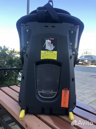 Детское автокресло