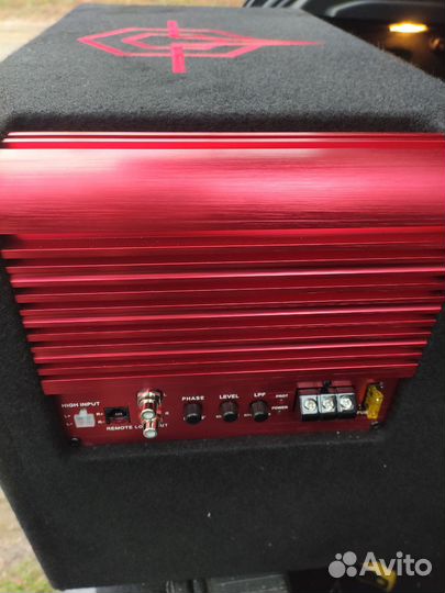 Сабвуфер активный