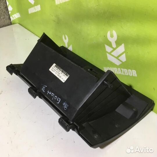 Бардачок Митсубиси Галант 9