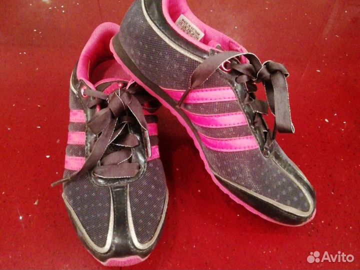 Кроссовки Adidas 32р