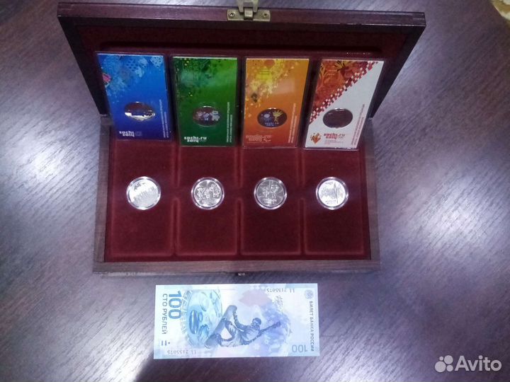 Набор монет к олимпиаде в Сочи. Футляр