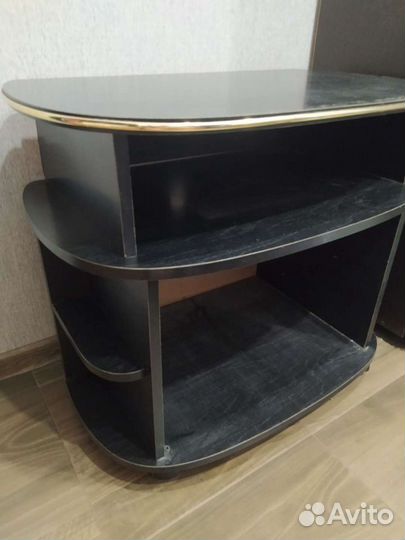 Тумба под телевизор