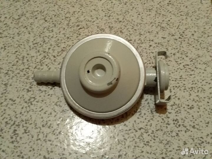 Редуктор переходник для газовых баллонов 220 гр