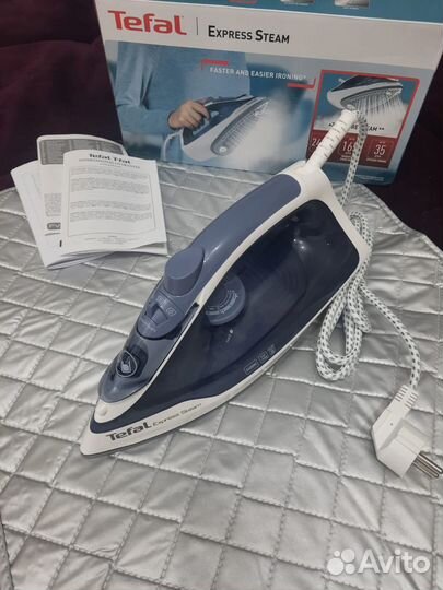 Утюг Tefal Express Steam FV2837E0, белый/синий (но