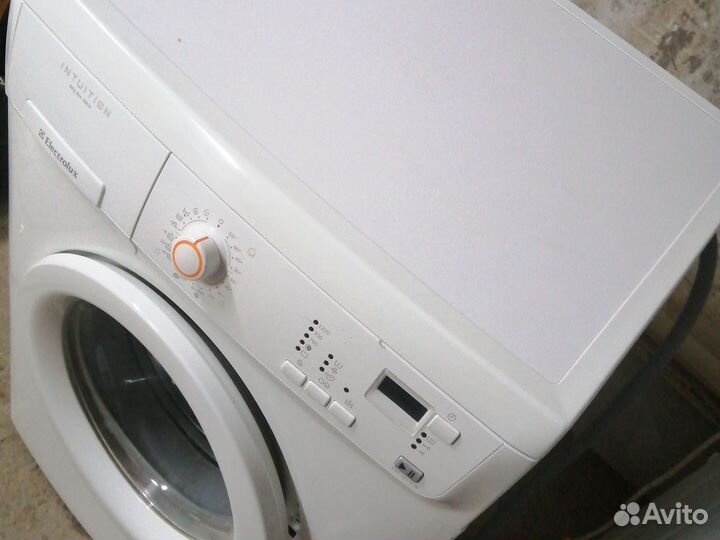 Стиральная машина электролюкс