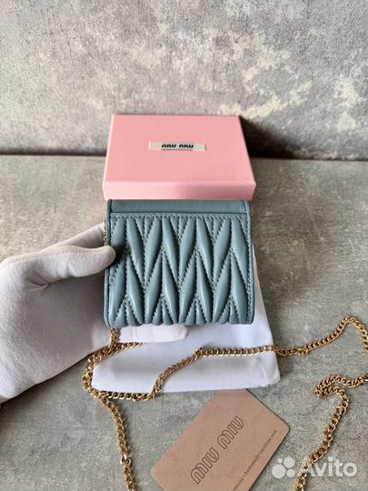 Кошелек с цепочкой Miu Miu