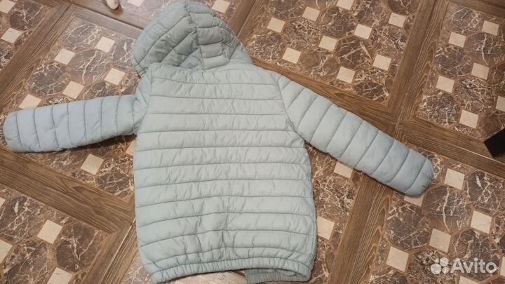 Куртка Rezerved 122р для девочек
