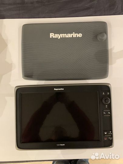 Навигационный монитор Raymarine