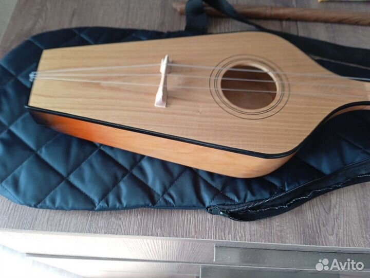 Пандури грузинский.Без шпона Из цельного дереваН