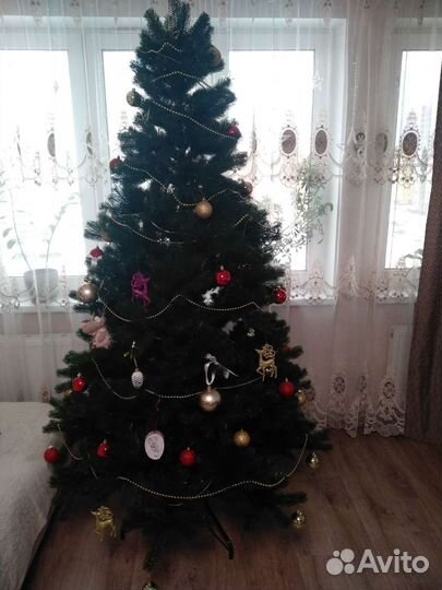 Елка искусственная литая 210 бу