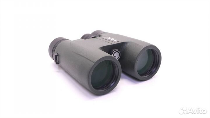 Бинокль Levenhuk Karma PRO 16x42 в упаковке