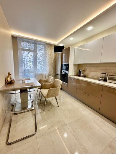 1-к. квартира, 52 м², 2/8 эт.