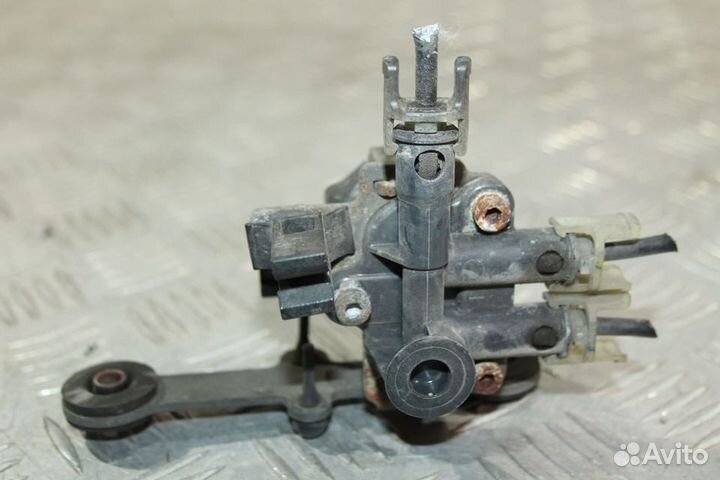 Клапан пневмоподвески Celsior UCF30 Lexus LS430