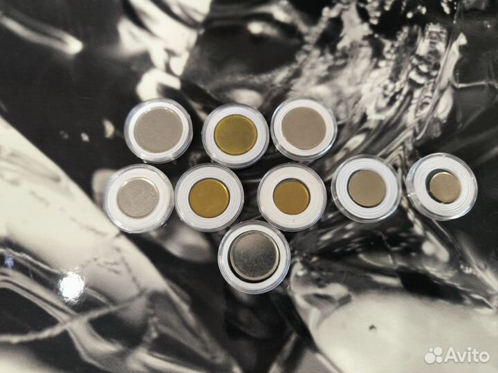 Юбилейные монеты