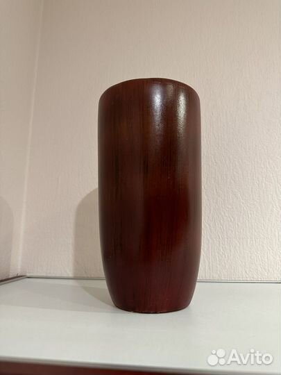 Ваза для цветов декоративная