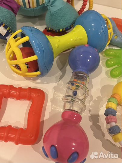 Игрушки пакетом для малышей
