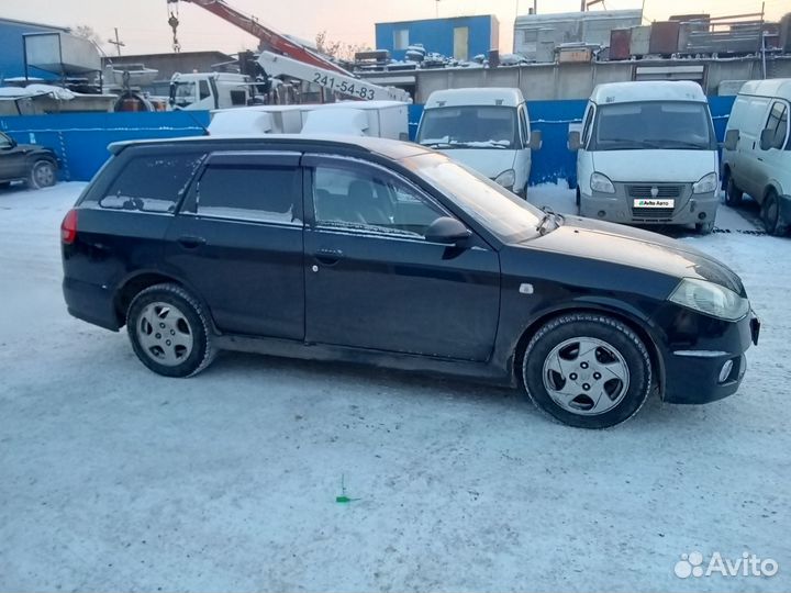 Nissan Wingroad 1.5 AT, 2005, битый, 256 000 км