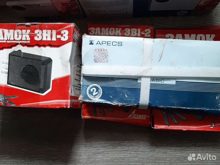 Замки врезные с ручкой