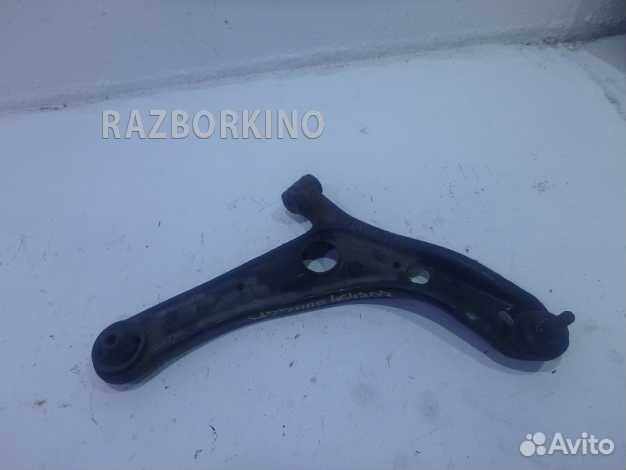 Рычаг передний правый