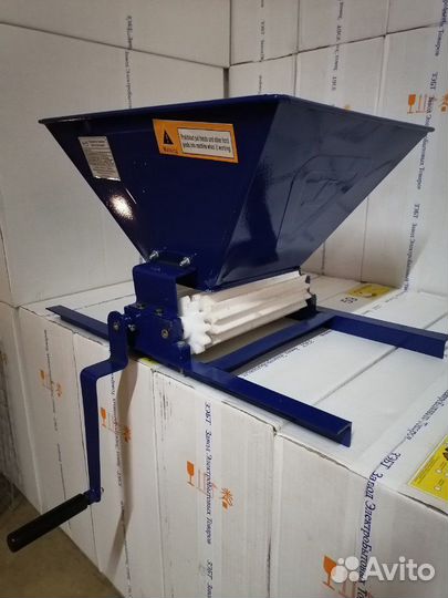 Давилка для винограда и фруктов