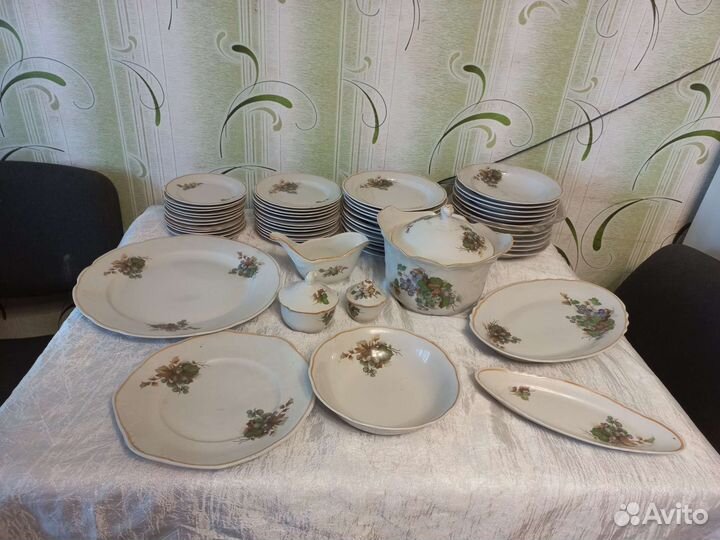 Наборы столовой посуды