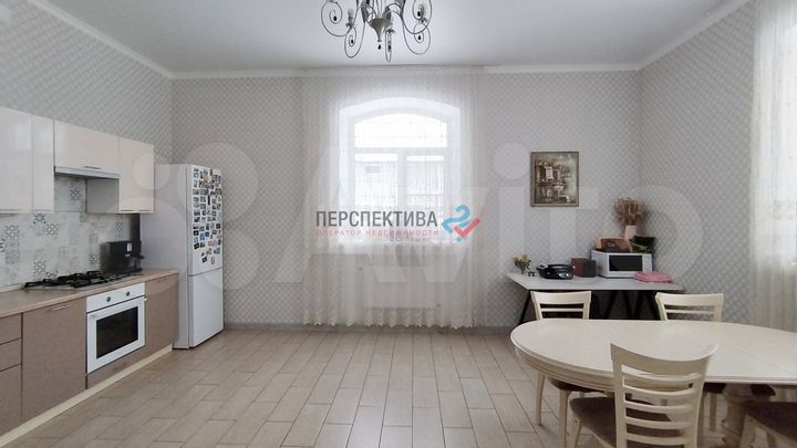 Дом 314 м² на участке 13,2 сот.