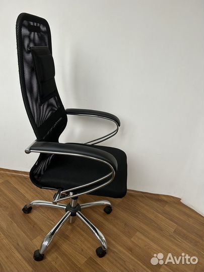 Компьютерное кресло