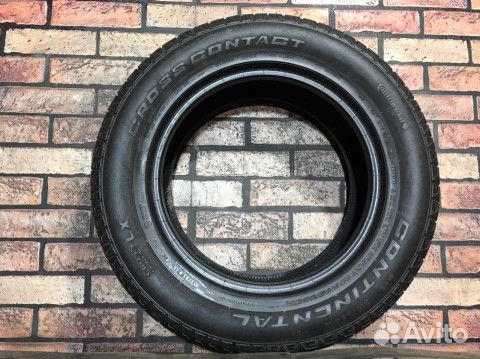 Continental ContiCrossContact UHP 215/65 R16