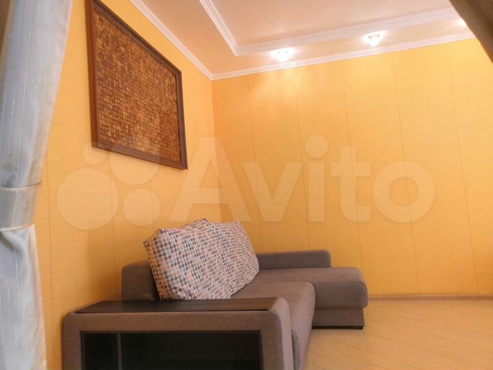 1-к. квартира, 42 м², 2/9 эт.