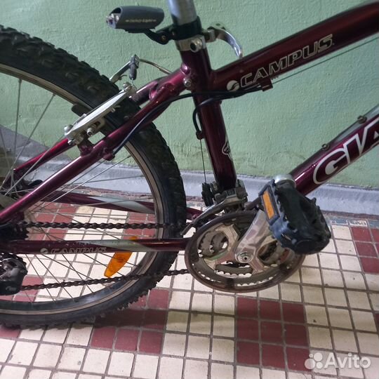 Велосипед горный бу Giant Campus
