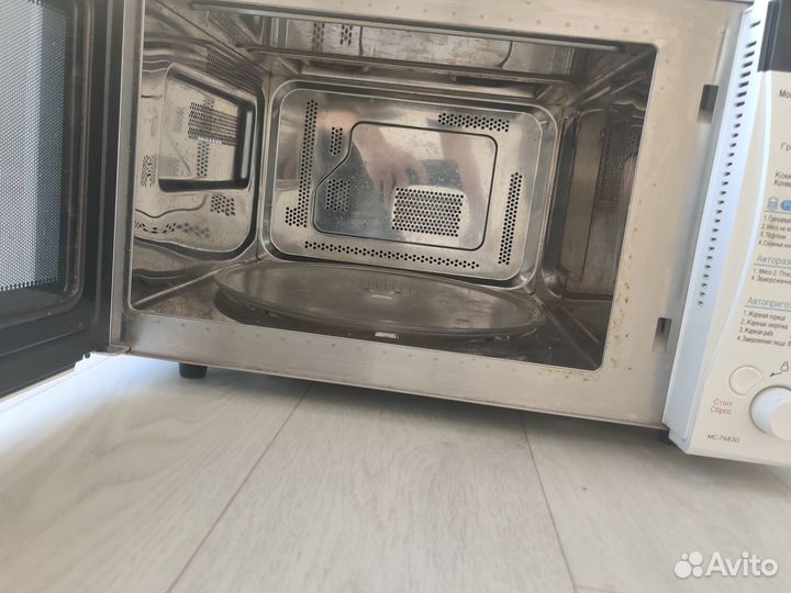 Микроволновая печь LG MC-7683D