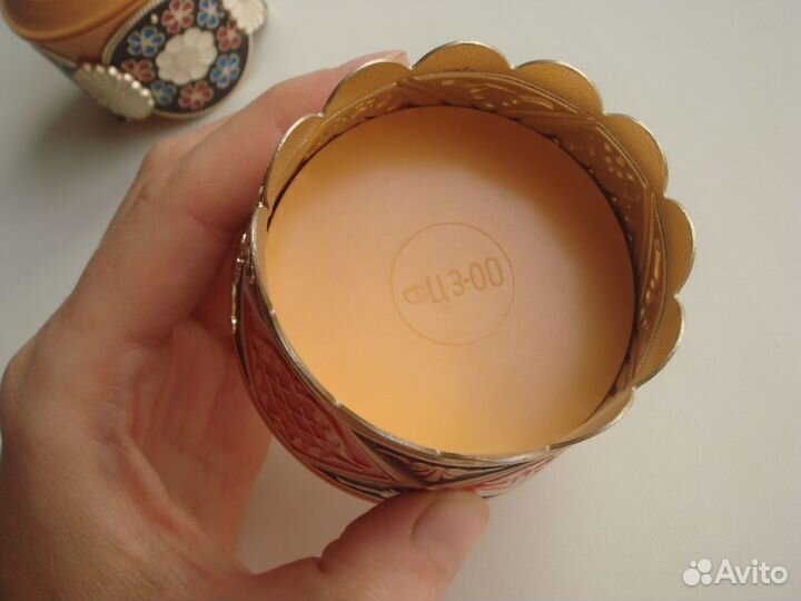 Винтаж Шкатулка СССР Пластик металл эмаль пудрениц