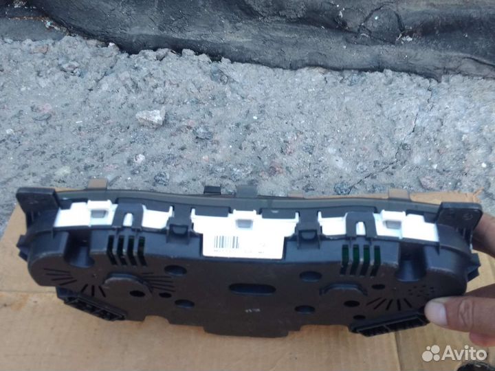 Приборная панель Hyundai Solaris