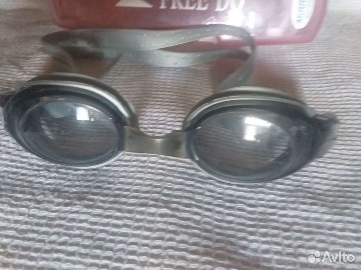 Очки для плаванья с диоптриями -4. б/у
