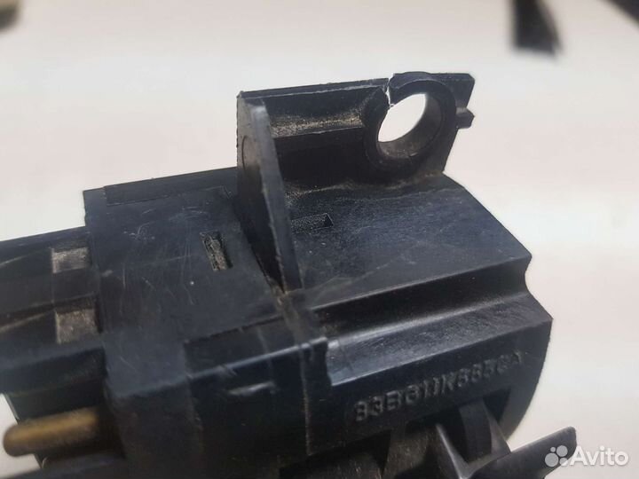 Переключатель стеклоочистителя Ford Sierra