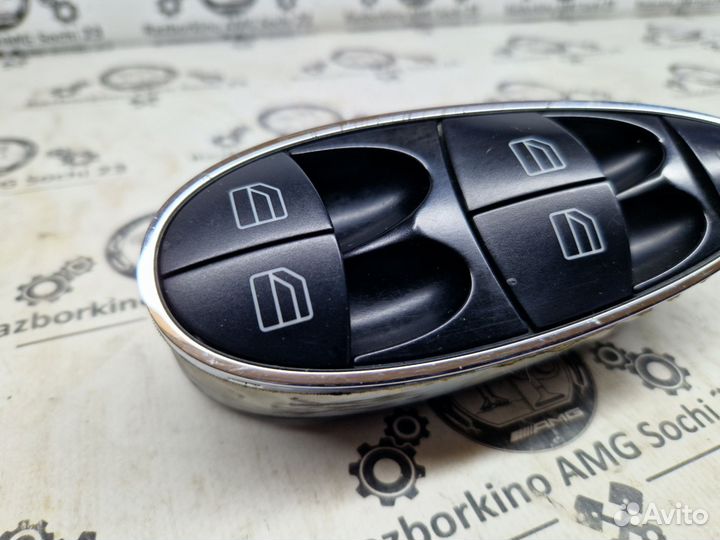 Блок кнопок стеклоподъёмниками для Mercedes W211