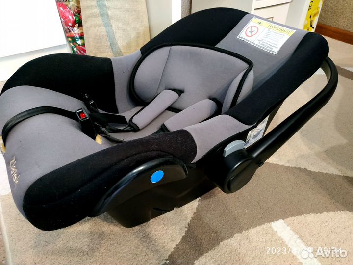 Детское автокресло
