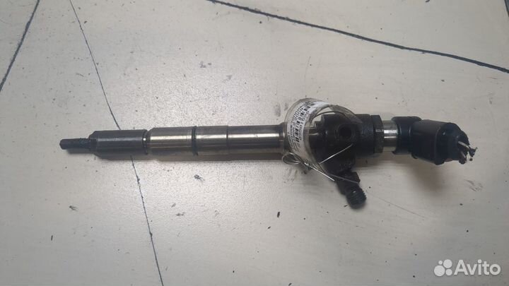 Форсунка топливная Seat Leon 2, 2012
