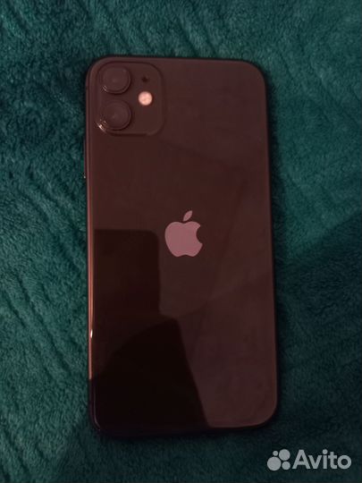 iPhone 11, 64 ГБ