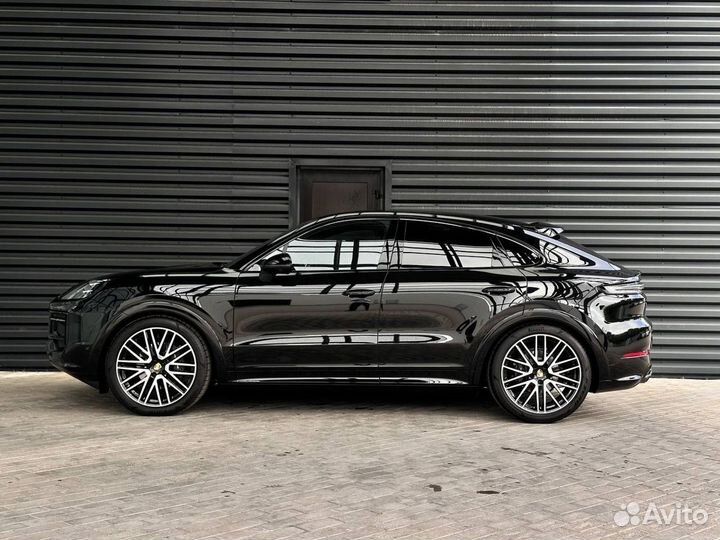 Porsche Cayenne Coupe 3.0 AT, 2024